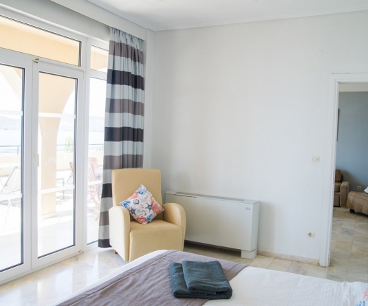 TWO BEDROOM SUITE WITH SEA VIEW