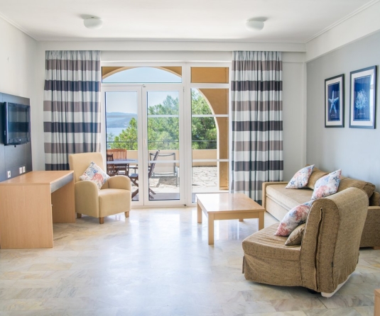 TWO BEDROOM SUITE WITH SEA VIEW
