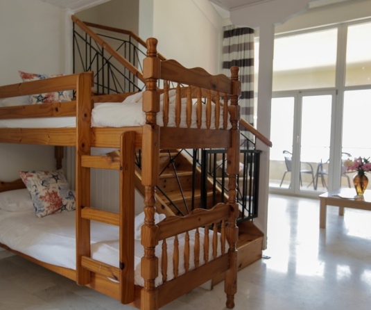 MEZZANINE SUITE WITH SEA VIEW