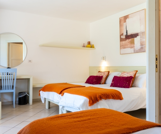 Double or twin room extra bed