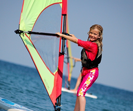Kids club windsurfing