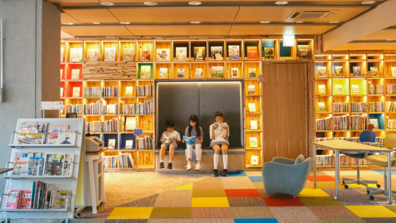 情報メディア白書2025 - Knowledge & Data（ナレッジ&データ） - 電通