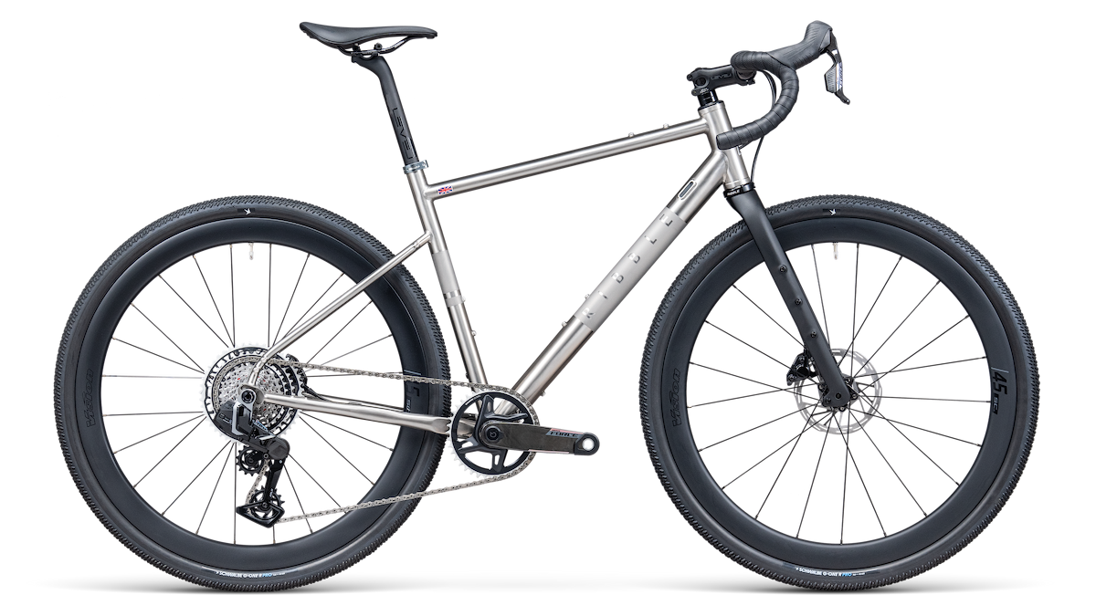 Gravel Ti Force XPLR AXS E1