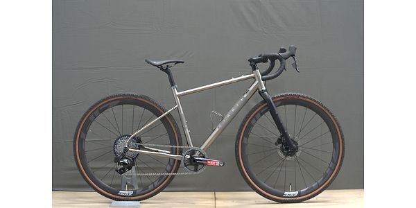 Gravel Ti - Sram Force XPLR AXS - Small