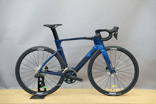 Ultra-Aero SL - Shimano 105 Di2 - Medium