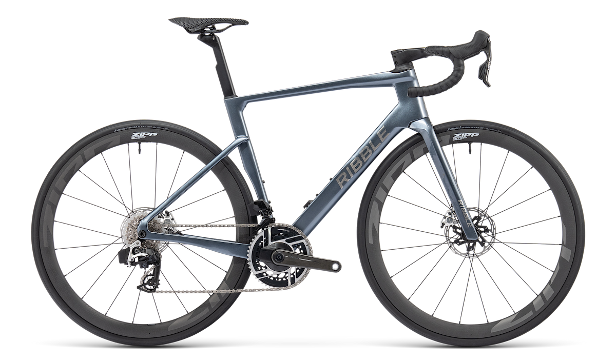 4. ULTRA-ROAD RED AXS Zipp