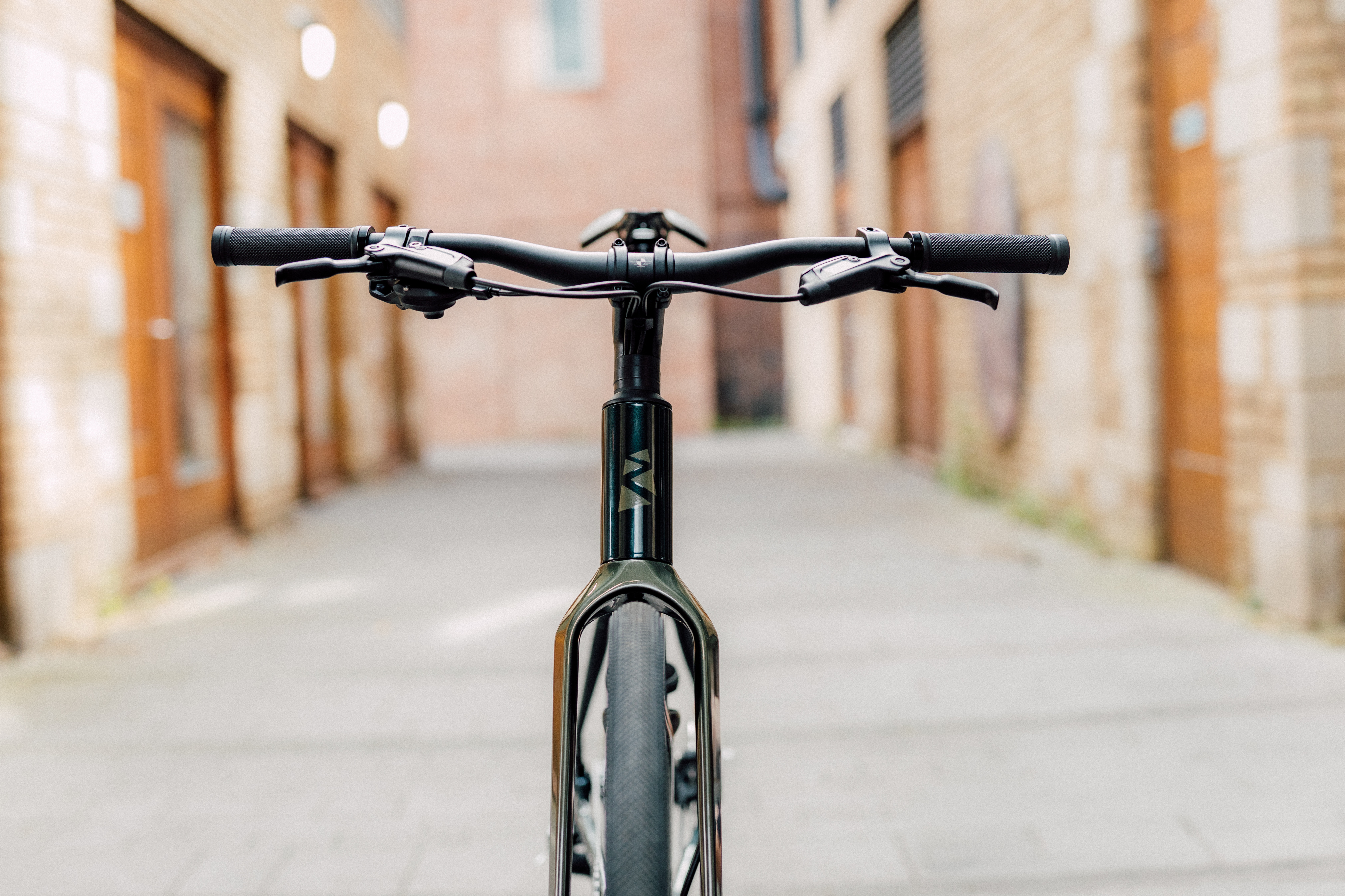 SPORTFIT: Flat Bar Control for Everyday Riding