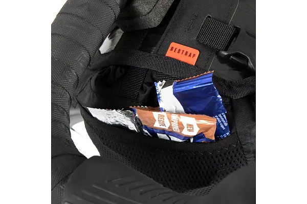 External Mesh Pockets