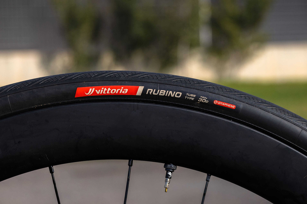 Rubino Tube Type Road Tyre 700x32mm