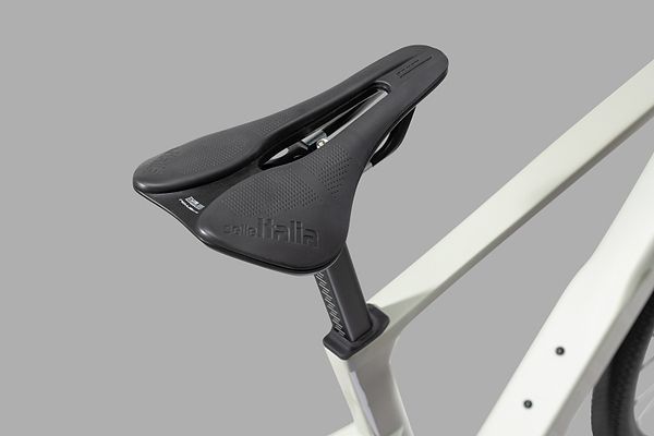 Saddle