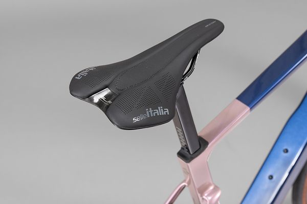 Saddle
