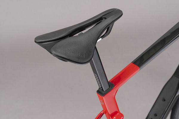 Saddle