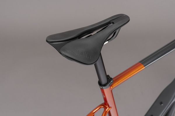 Saddle