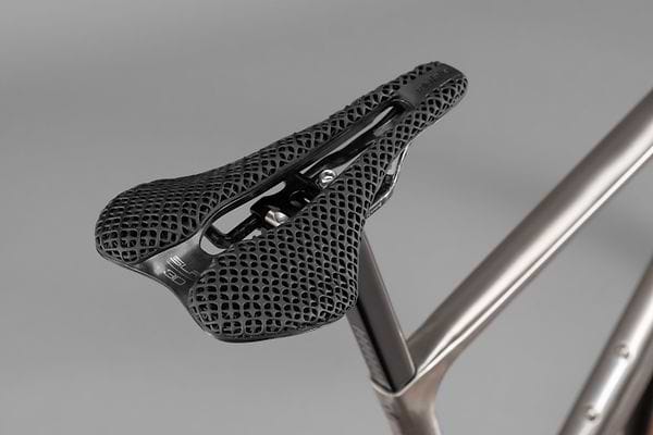 Saddle
