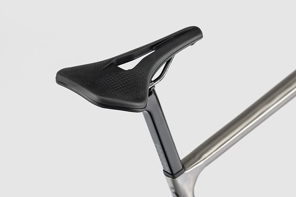 Saddle