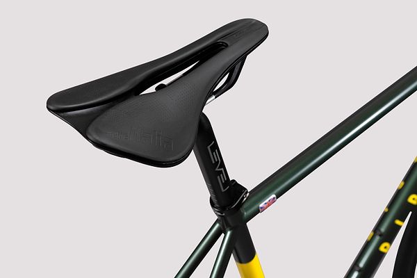 Saddle