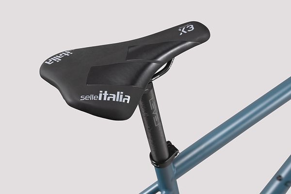 Saddle