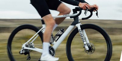 Electric Road Bike vs Road Bike – What’s the Difference?