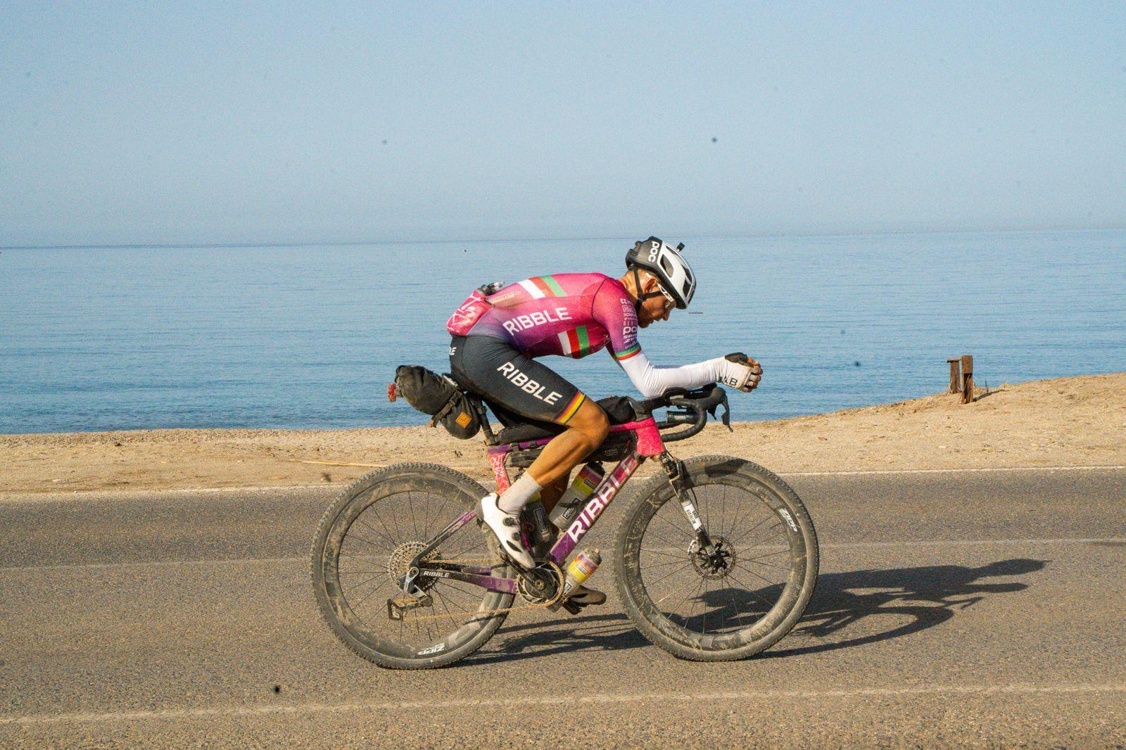 43 hours in Andalusia - Metheven Bond Rides to 6th at Badlands
