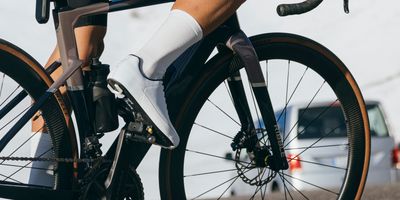 How Far Can an Electric Bike Go? Range, Batteries & Real-World Tips