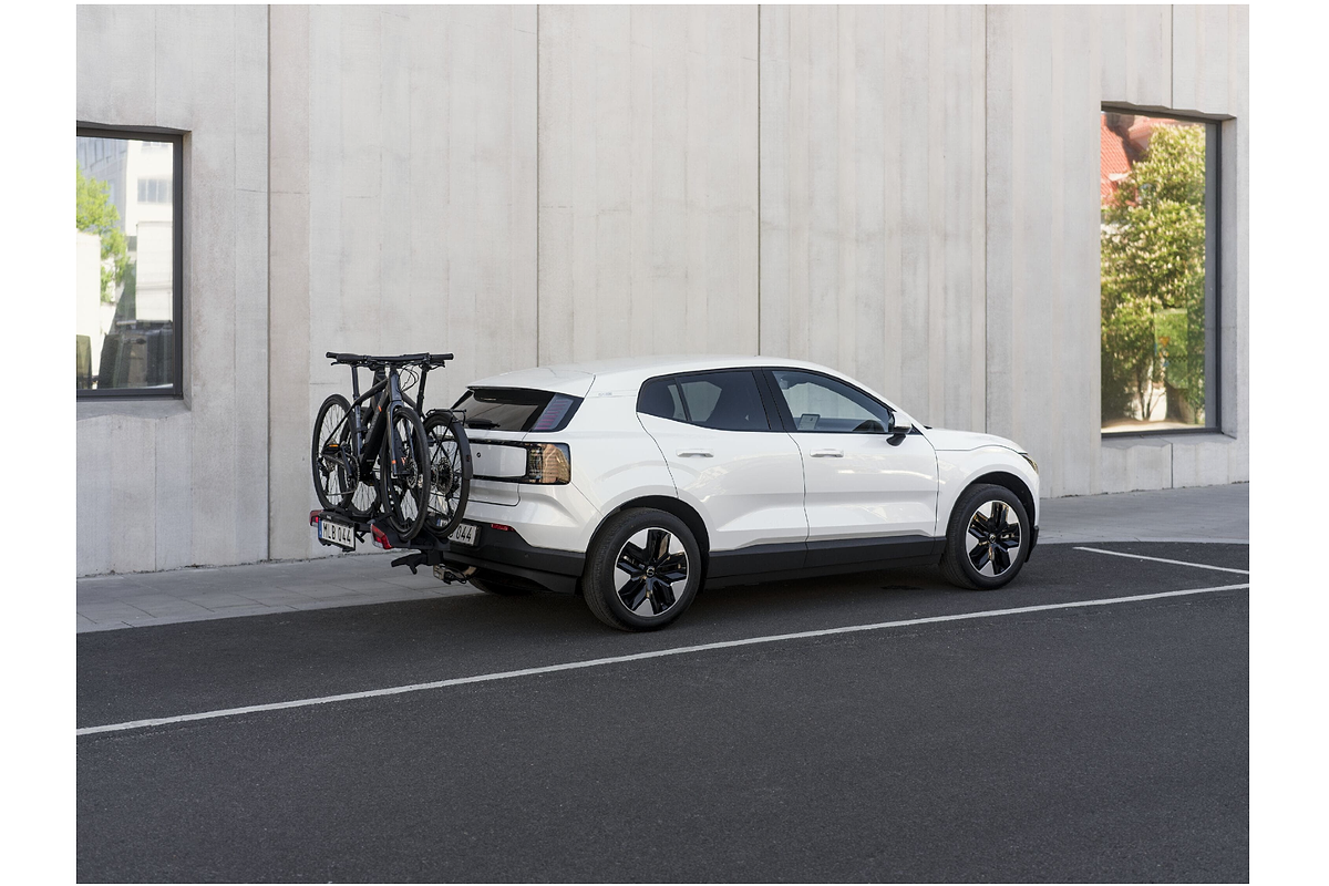 OutPace 2-Bike Towball Carrier 13-pin