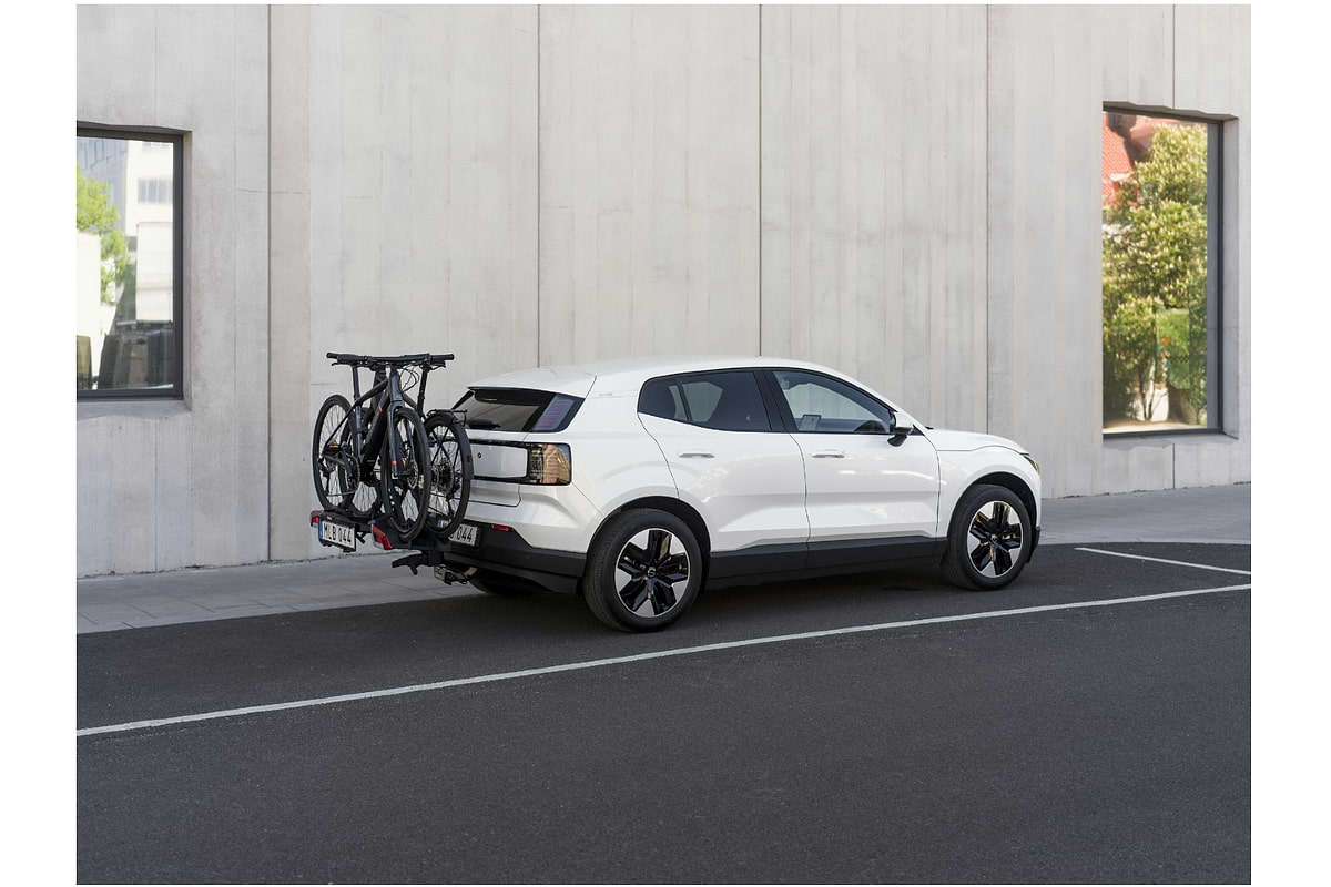 OutPace 2-Bike Towball Carrier 13-pin