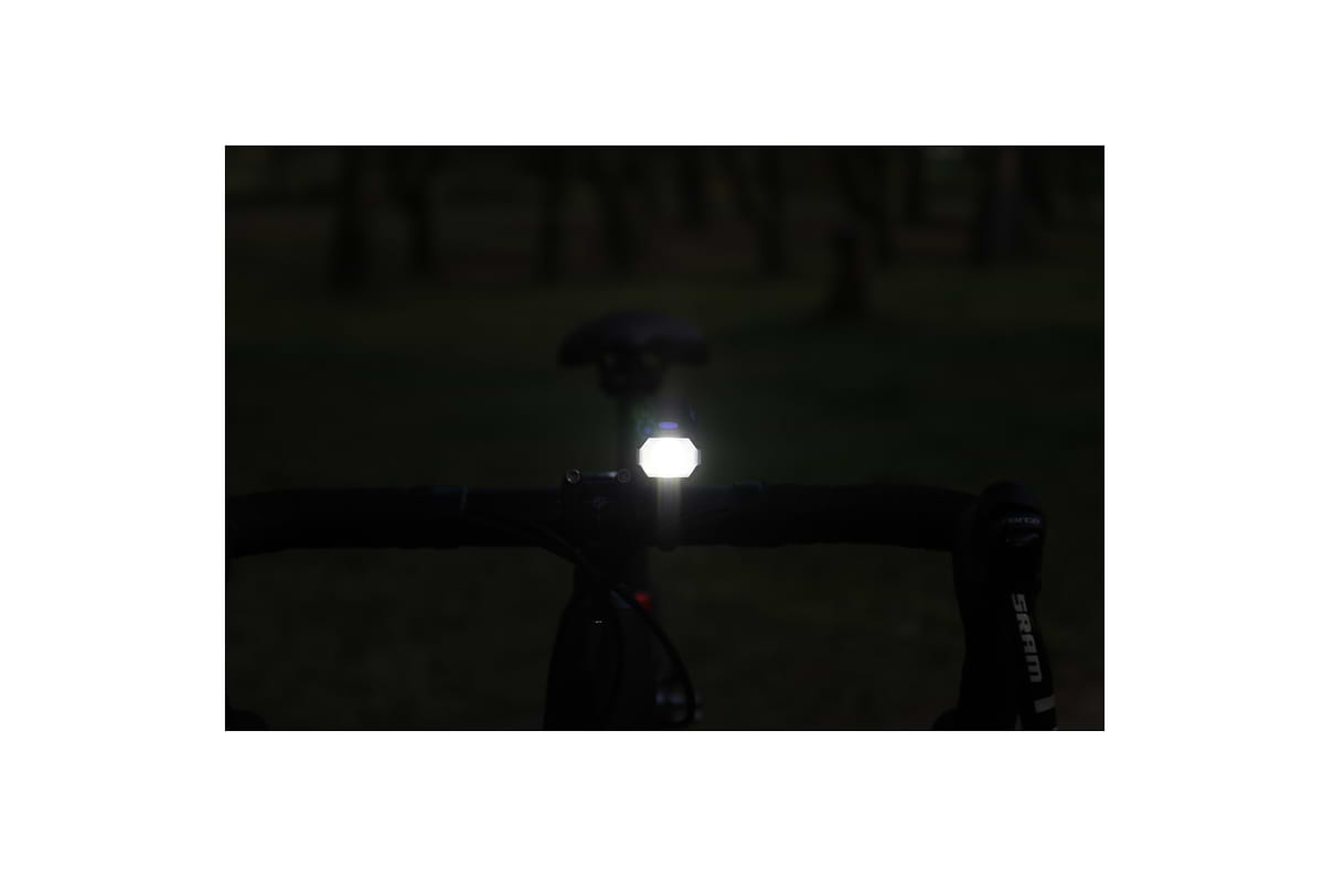 AMPP 900 and VIZ 300 Light Set