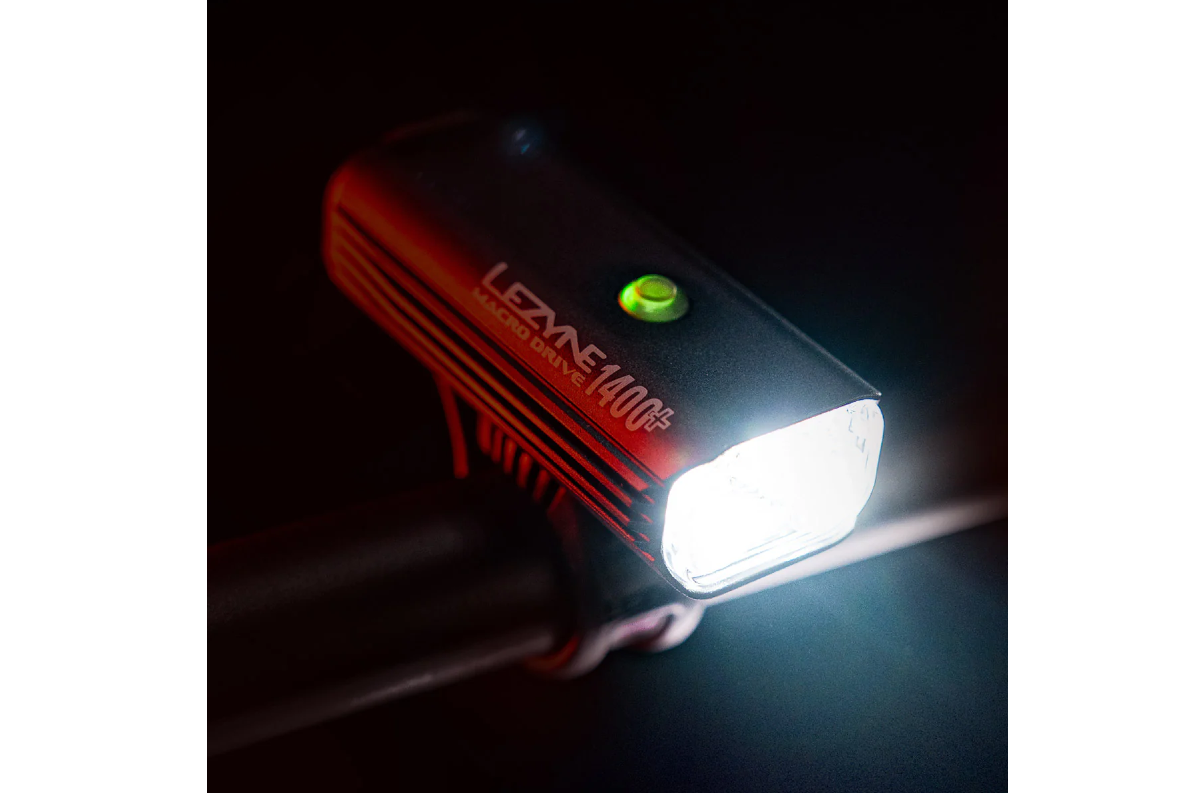 Macro Drive 1400+ Front - Black