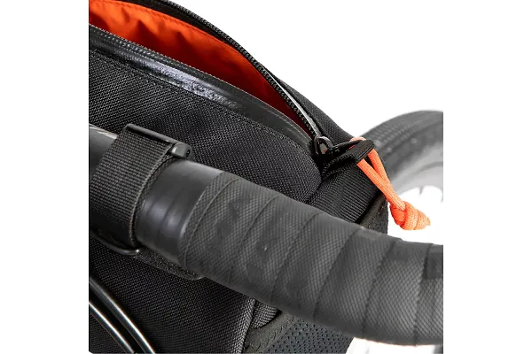 YKK Aquaguard Zipper