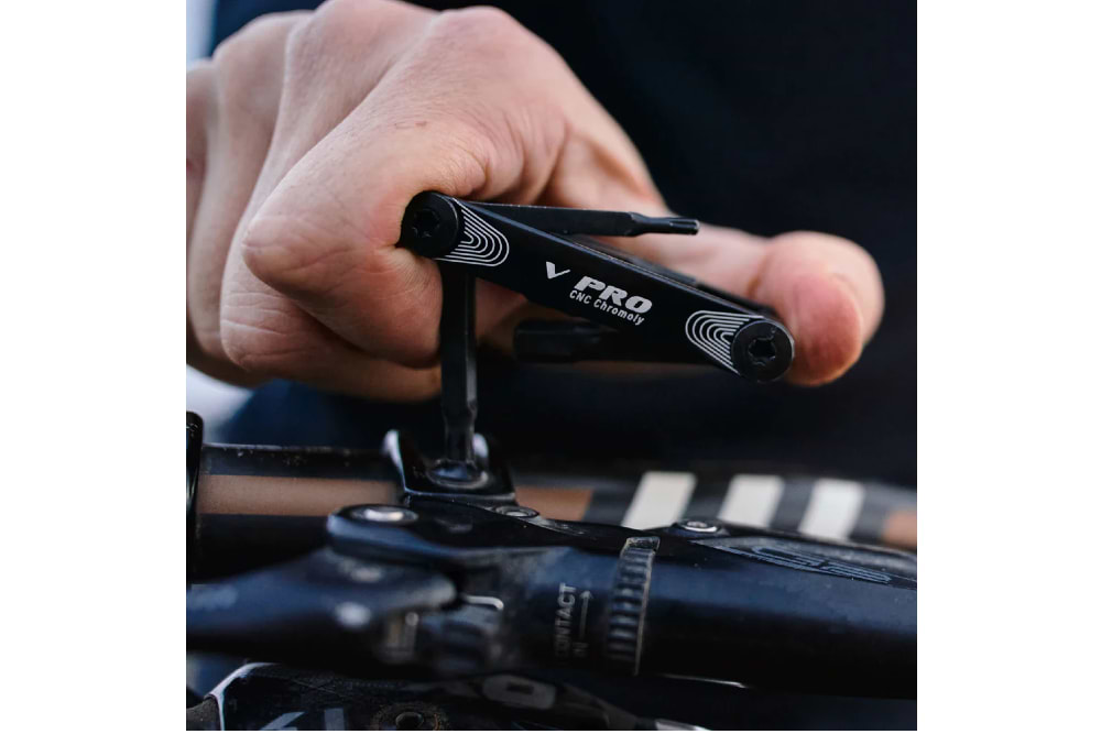 V Pro 11 Multi Tool - Black
