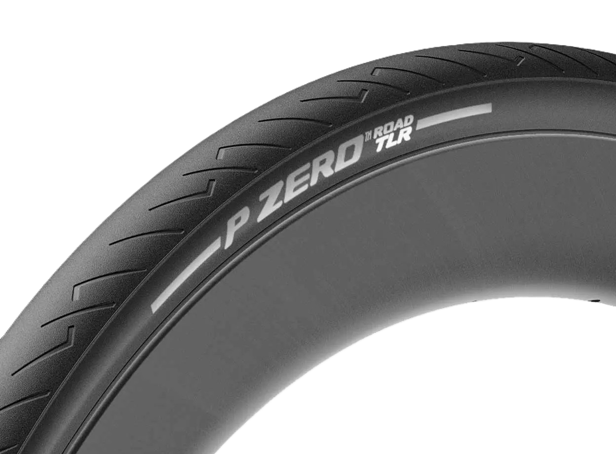 P Zero Road TLR Black 700x30mm