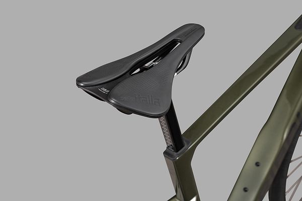Saddle