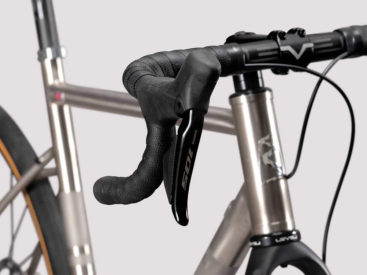 CGR Ti 105 Di2 image 2