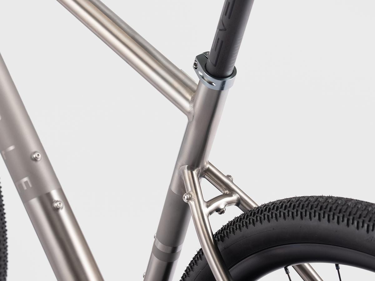 Gravel Ti Rival XPLR AXS image 3