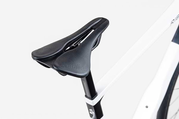 Saddle