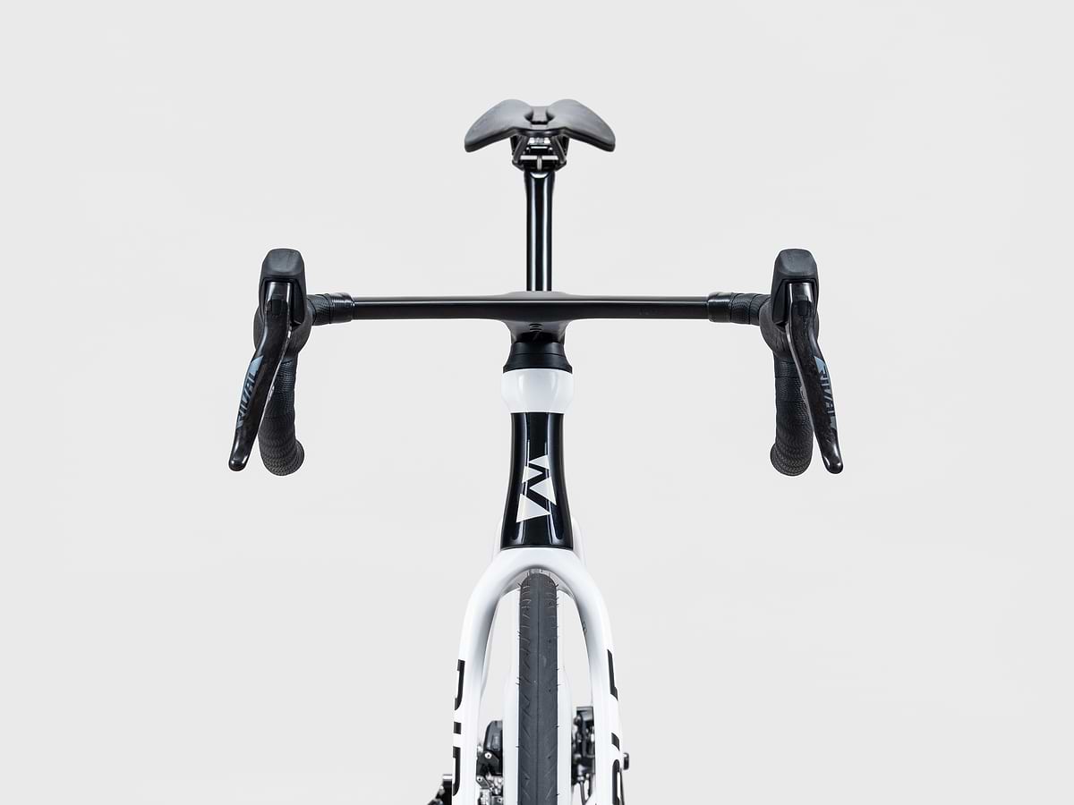 Ultra-Race Rival AXS image 3