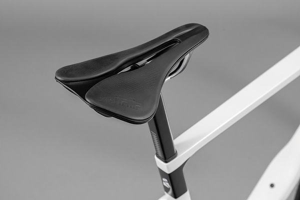 Saddle