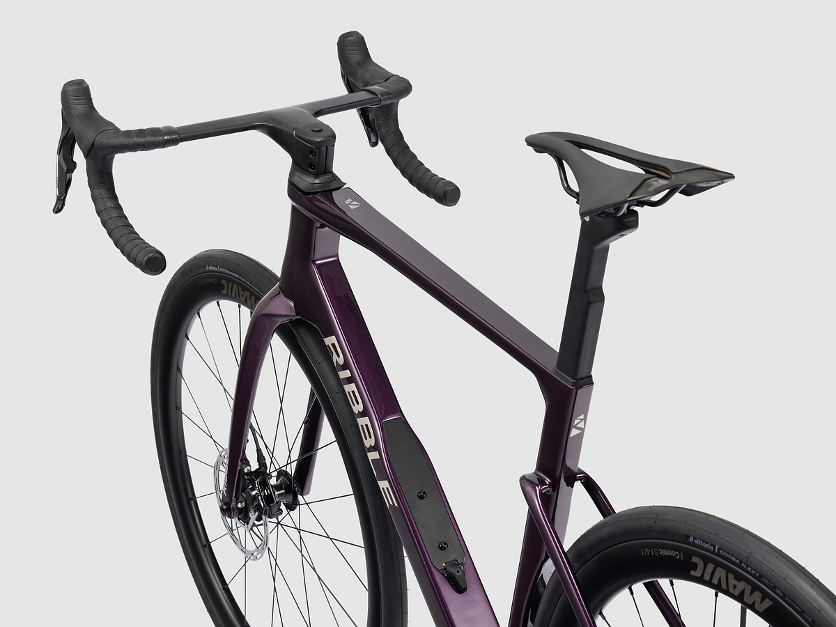 Ultra-Road Force AXS image 2