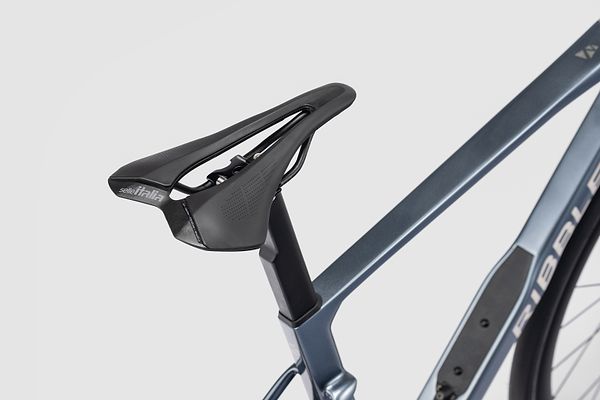 Saddle