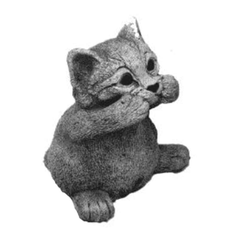 Siddende killing - betonfigur - 14 cm