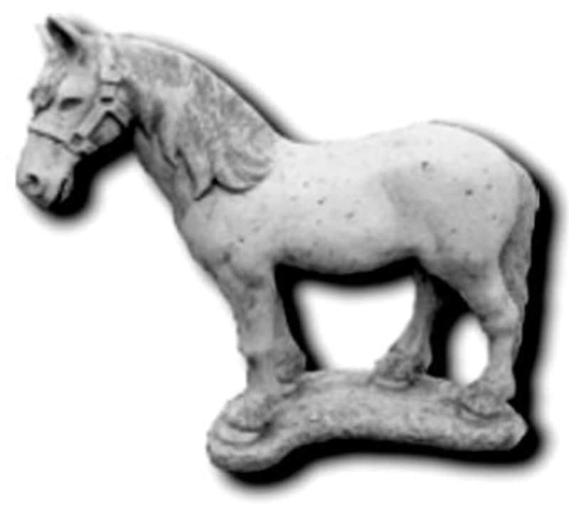 Hest - betonfigur - 58 cm 
