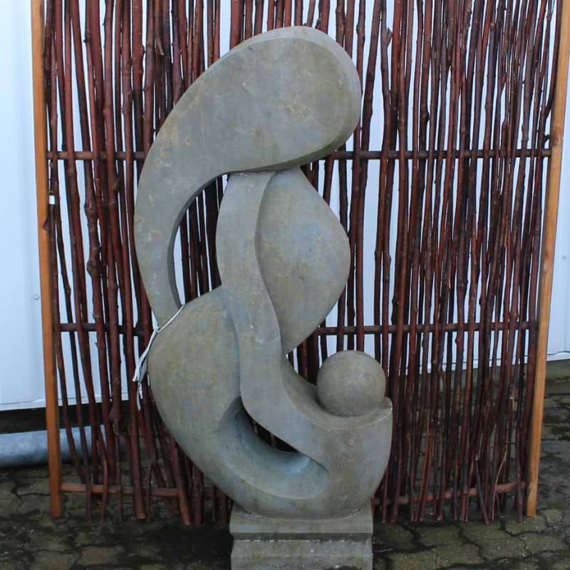 Betonfigur - 'Abstrakt havefigur' - 120x24x54 cm