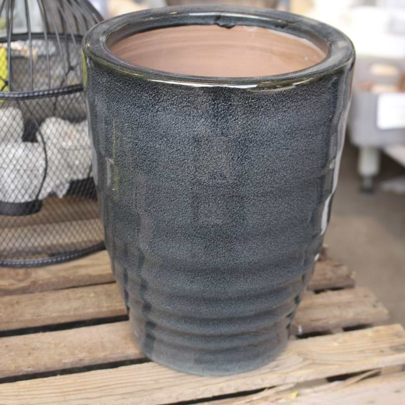sort blank rillet krukke