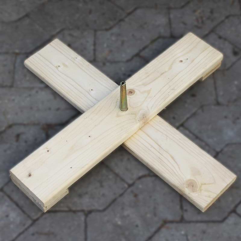 Juletræsfod i lyst træ