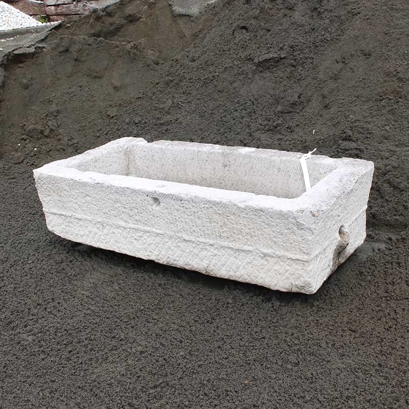 Granit trug