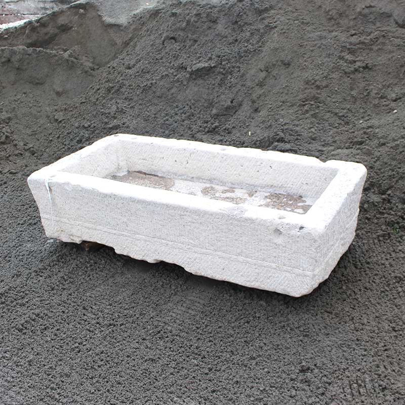 Granit trug