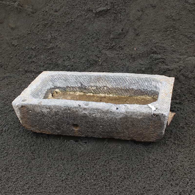 Granit trug