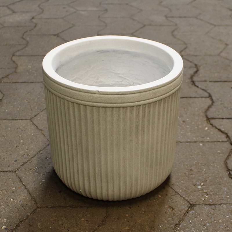 Rillet krukke hvid