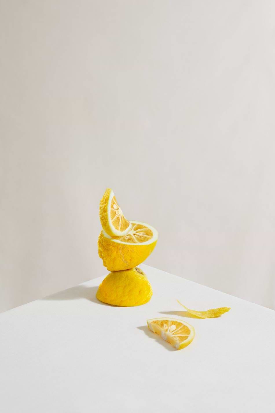 Citrus Junos Peel Extract.