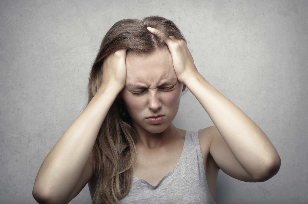 Effet stress chute de cheveux.